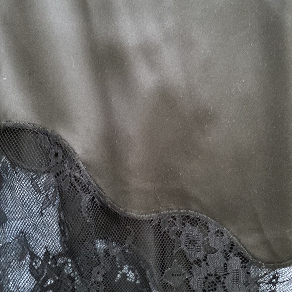 Women’s Dress - Picture 7 of 7